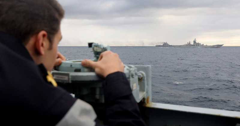 Fuite de Substances Toxiques : Trois Bases Militaires Britanniques sous le Feu des Enquêtes