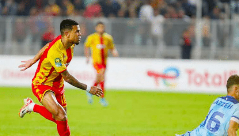L’Espérance Sportive de Tunis triomphe dans un derby enflammé face au Club Africain