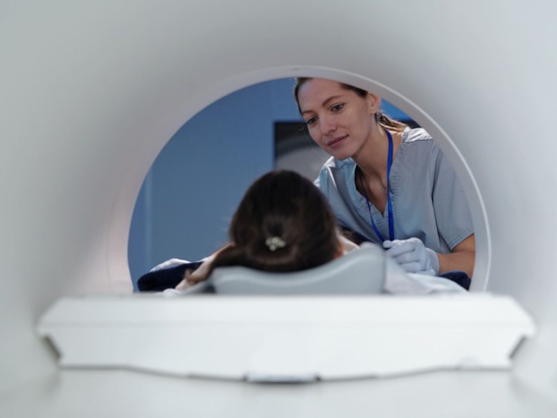 Scanner médical chez l’enfant : un risque de cancer sous-estimé ? Les révélations inquiétantes d’une nouvelle étude