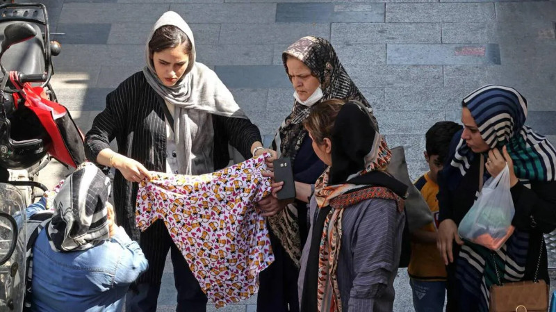 Iran: La protestation publique de Téhéran contre le silence de l'UNICEF