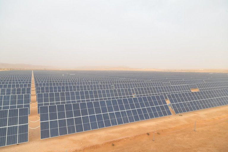 Le Conseil National des Régions valide bientôt cinq projets de centrales solaires