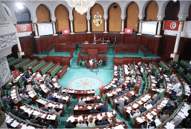 Ouverture des nominations pour combler les sièges vacants au Parlement tunisien: Un processus crucial pour maintenir la représentation démocratique