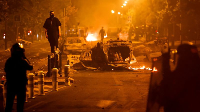Paris sous tension : des émeutes éclatent après la qualification de PSG en finale de la ligue des champions