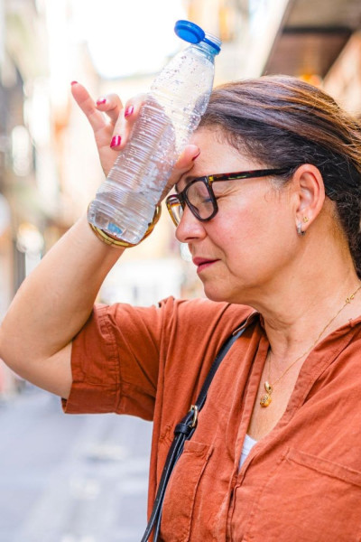 La Tunisie sous pression: Les jeunes médecins alertent sur les conséquences de la canicule et appellent le ministère de la Santé