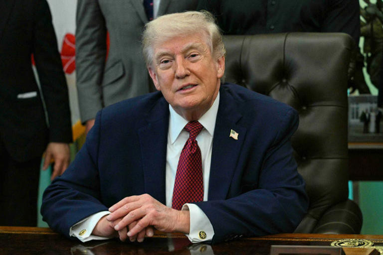 Trump publie des images générées par l'intelligence artificielle incluant des menaces directes à l’encontre de l'Iran