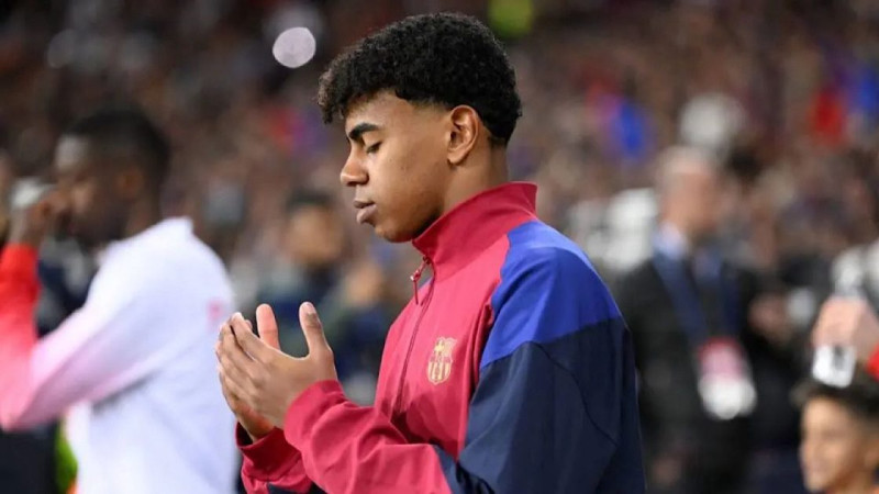 برشلونة والأهلي: موعد الصدام الكبير في كاتالونيا