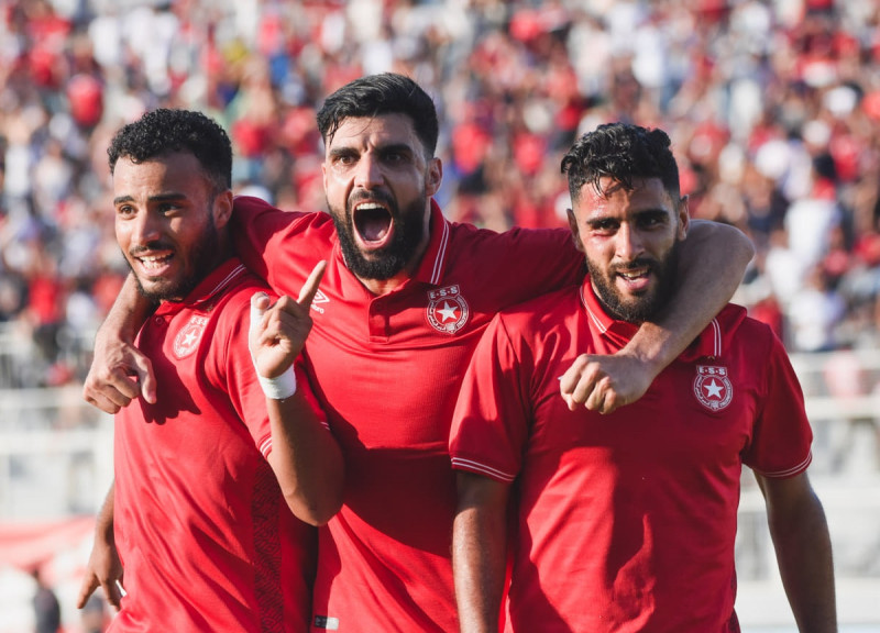 النجم الرياضي الساحلي: صعود نجم تونس في عالم كرة القدم