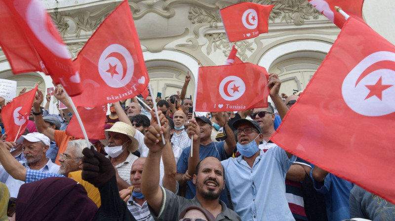 Ghazi Mrabet : La tempête politique en Tunisie