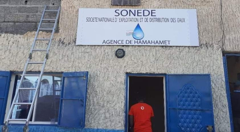 La Société Nationale d'Exploitation et de Distribution des Eaux sous le feu des critiques
