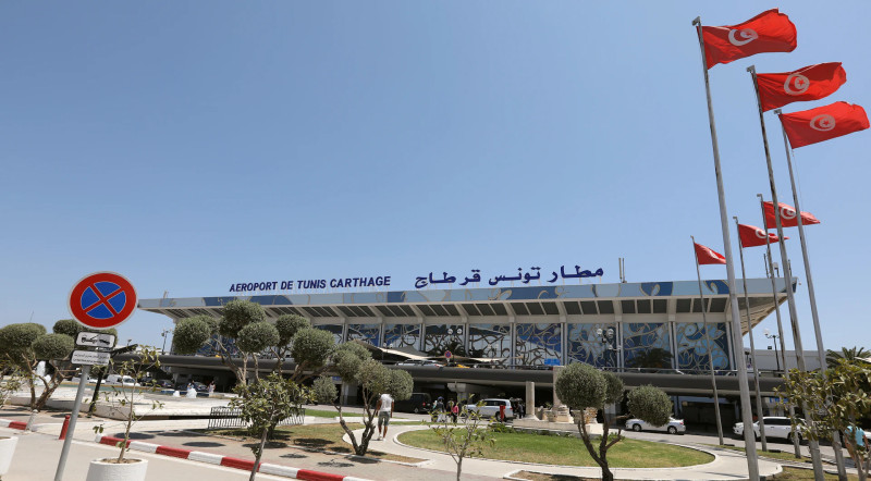 الشروق: حقيقة تفجير مطار تونس قرطاج الدولي