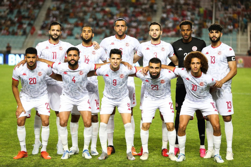 Les joueurs de l'équipe nationale de football de Tunisie se préparent pour un match contre l'Angleterre ou la République Tchèque