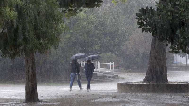 Les Tunisiens se préparent à la pluie annoncée